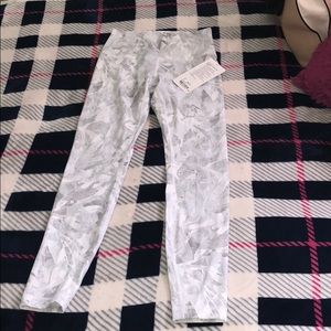 Brand New Lulus Size 6 Make Offers!!!